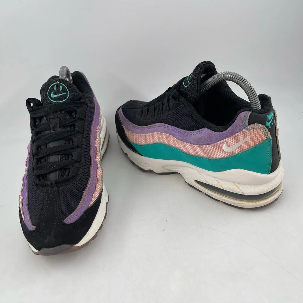 Nike Unisex Big Kids Air Max 95 GS “Have a Nike Day” Multicolor Shoes - Size 7 Y